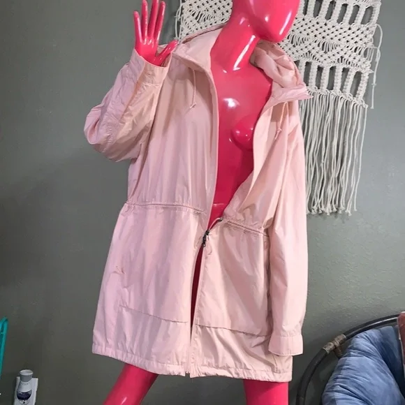 Columbia - Picture 5 of 10